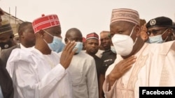 Kwankwaso, hagu da gwamna Ganduje, dama (Facebook/Abubakar Aminu Ibrahim)