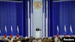 俄罗斯总统普京在莫斯科的联邦议会发表年度讲话。（2023年2月21日）