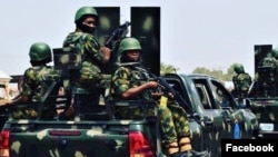 Sojojin Najeriya a wani aikin sintiri da suka yi (Facebook/ Nigerian Army)