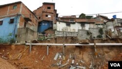 En los once años de gobierno de Chávez, el déficit de vivienda se ha profundizado en forma dramática en Venezuela.