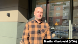 Дејан Андонов, комуниколог