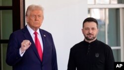 Donald Trump e Volodymyr Zelenskyy