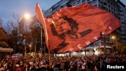 Brasileños protestan contra el candidato presidencial
Jair Bolsonaro en Río de Janeiro, Brasil, el 29 de septiembre de 2018.
