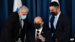 یائیر لاپید وزیر خارجه اسرائیل و نفتالی بنت نخست وزیر اسرائیل - آرشیو