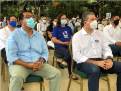 Los líderes opositores Félix Maradiaga y Juan Sebastián Chamorro detenidos en la última semana en Nicaragua. Al fondo la líder opositora Violeta Granera. [Foto archivo Houston Castillo/VOA]