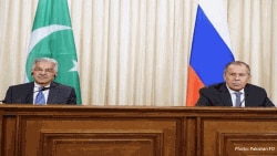 د پاکستان د بهرنیو چارو وزیر له هغه وروسته مسکو ته ولاړ چې روسیې په پېښور کې قونسلګري پرانیستله