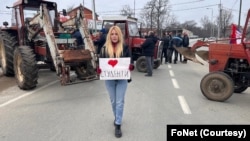 Protest poljprivrednika u naselju Adrani kod Kraljeva koji su podržali studente