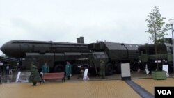 Російський стратегічний ракетний комплекс "Тополь"