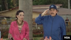 El presidente de Nicaragua, Daniel Ortega, junto a su esposa y vicepresidenta Rosario Murillo. Foto Daliana Ocaña, VOA.