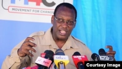 Freeman Mbowe kiongozi wa CHADEMA akizungumza na waandishi habari