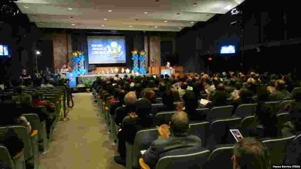 Babban Dakin Taron Da Aka Karrama Ma'aikata BBG