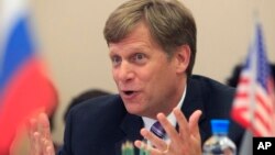 AQShning Rossiyadagi elchisi Maykl Makfol