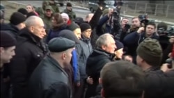 Відбувся найбільший від початку конфлікту на Донбасі обмін заручниками. Відео