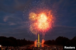 Fireworks explode over the National Mall during Fourth of July celebrations, in Washington, U.S., July 4, 2023. REUTERS/Kevin Wurm TPX IMAGES OF THE DAY