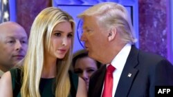 Prezident Donald Tramp qizi Ivanka bilan 