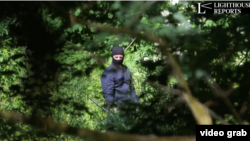 Detalj sa snimka premlaćivanja migranata u Hrvatskoj na granici sa BiH.