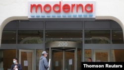 La vacuna de Moderna contra la COVID-19 ha resultado en un esperanzador impulso no solo en el ámbito médico sino también en el movimiento de los mercados de valores y los pasos de los inversores en el mundo.