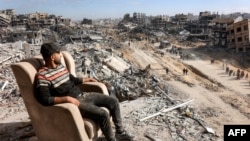 ཆགས་ས་རྟེན་ས་མེད་པའི་གྷ་ཛའི་པ་ལི་སི་ཐན་བ་ཞིག