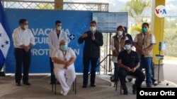 ¿Qué esperar una vez que estemos inmunizados? Esa es la pregunta que se hace el mundo en la medida que avanza la vacunación contra COVID-19- [Foto: Oscar Ortiz/VOA/Honduras]