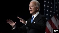 美國前副總統喬·拜登發表正式接受民主黨總統提名的演講。