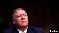 FILE - Direktur Central Intelligence Agency Mike Pompeo bersaksi di hadapan Komite Intelijen Senat A.S. untuk Intelijen di Capitol Hill di Washington, 11 Mei 2017.