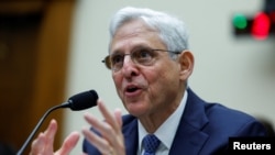 Merrick Garland, državni sekretar za pravosuđe, tokom ispitivanja u Kongresu. (Foto: REUTERS/Evelyn Hockstein)