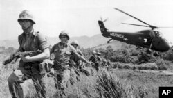 លោក​អនុសេនីយ៍ឯក​ ស្ទីវ យ៉េតឌីណាក់ (Steve Yedinak) បានខិតខំ​ប្រឹងប្រែង​សុំ​ការ​ទទួល​ស្គាល់​ពី​សភាជាតិ​សហរដ្ឋ​អាមេរិកដល់ការចូលរួមប្រយុទ្ធរបស់កងទាហានខ្មែរក្រោមជាមួយអាមេរិក នៅក្នុងអំឡុងសង្គ្រាមវៀតណាម។