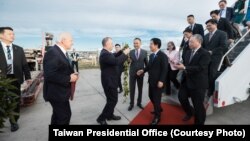 资料照：2024年12月1日，台湾总统赖清德前往南太平洋进行访问期间过境美国的夏威夷。