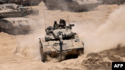 Իսրայելական բանակի տանկերը տեղակայվել են Գազայի հատվածի հետ Իսրայելի հարավային սահմանի տարածքում 2024 թվականի հունիսի 5-ին