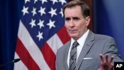 جان کربی، سخنگوی پنتاگون، عکس از آرشیو