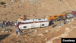 اتوبوس واژگون‌شده حامل خبرنگاران - آرشیو