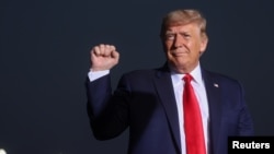 លោកប្រធានាធិបតីសហរដ្ឋអាមេរិក Donald Trump ក្នុងពេលធ្វើសកម្មភាពឃោសនារកសំឡេងឆ្នោតនៅទីក្រុង Reno រដ្ឋ Nevada សហរដ្ឋអាមេរិក កាលពីថ្ងៃទី ១២ ខែកញ្ញា ឆ្នាំ២០២០។