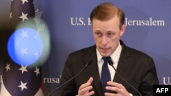 美國國家安全顧問沙利文在特拉維夫的一次記者會上致詞。 (2024年12月12日)