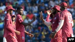 د ویسټ انډیز لوبدله انګلنډ ته تللې ده