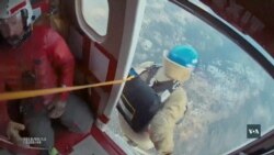 В США існує спеціальний загін пожежників – парашутистів. Відео