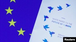 Beli papir naslovljen: Budućnost EU, koji je predstavljen u Evropskom parlamentu, 1. marta, 2017.