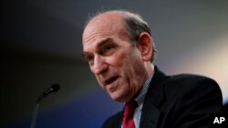 El representante especial del gobierno estadounidense para Venezuela, Elliott Abrams, en una imagen de archivo en el Departamento de Estado, en Washington, el 15 de marzo de 2019.
