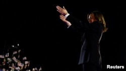 Bà Kamala Harris phát biểu tối ngày 29/10/2024.