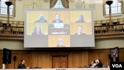 تصویری از دومین روز دادگاه بین‌المللی مردمی آبان - لندن 