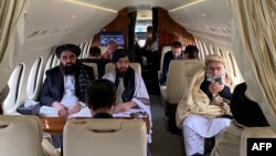 Tolibonning tashqi siyosati bo'yicha rasmiylari Kobuldan Osloga muzokaraga yo'l olmoqda, 22-yanvar, 2022 