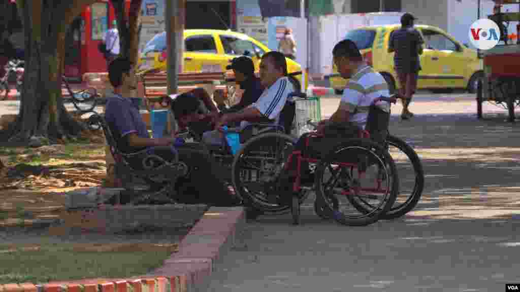 A causa del conflicto de los grupos armados en el departamento de Arauca y sus diferentes municipios, los habitantes se han visto amenazados, hostigados y hasta obligados a salir del territorio.