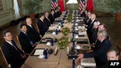 美國總統拜登（Joe Biden）與中國國家主席習近平2023 年11月15日在三藩市峰舉行高峰會。 （法新社）