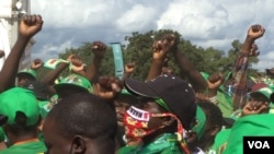 Amalunga ebandla leZanu PF asemhlanhanweni wokukhankasela ukhetho oluzayo.