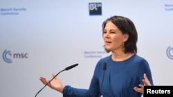 ARHIVA - Nemački šef diplomatije Analena Berbok (Foto: REUTERS/Andreas Gebert)