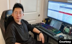 卡车调度员田先生在工作。 (照片由本人提供)