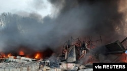 Ivyasambuwe na bombe z'Uburusiya ku rubibe rwa Ukraine, kw'itariki ya 24/02/2022.