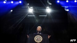 Američki predsjednik Džo Bajden govori o demokratiji u gradu Tempe, u Arizoni (Foto: Jim WATSON / AFP)