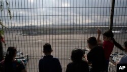 ARCHIVO - Las víctimas fueron reconocidas por el propietario de la finca desde donde despegó la aeronave, quién además informó del origen su origen.