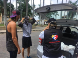 La Fundación Entre Dos Tierras trabaja para dar alimentación a miles de personas en la ciudad de Bucaramanga, Colombia.