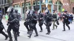 Bir shaharda ikki namoyish: Irqchilar va ularga qarshilar